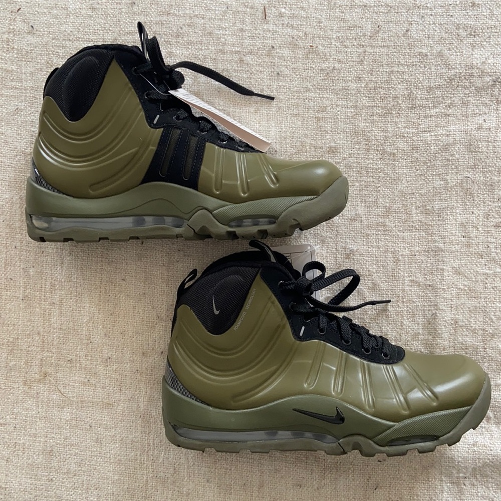 Nike Men’s Air Bakin Posite Boots- Olive 9